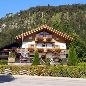 Gaestehaus Muenchner Kindl Maison d'hôtes