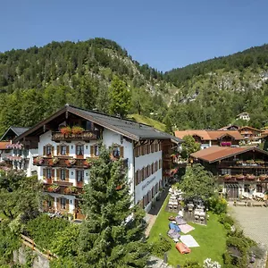 Hotel Oberschmied, Reit im Winkl